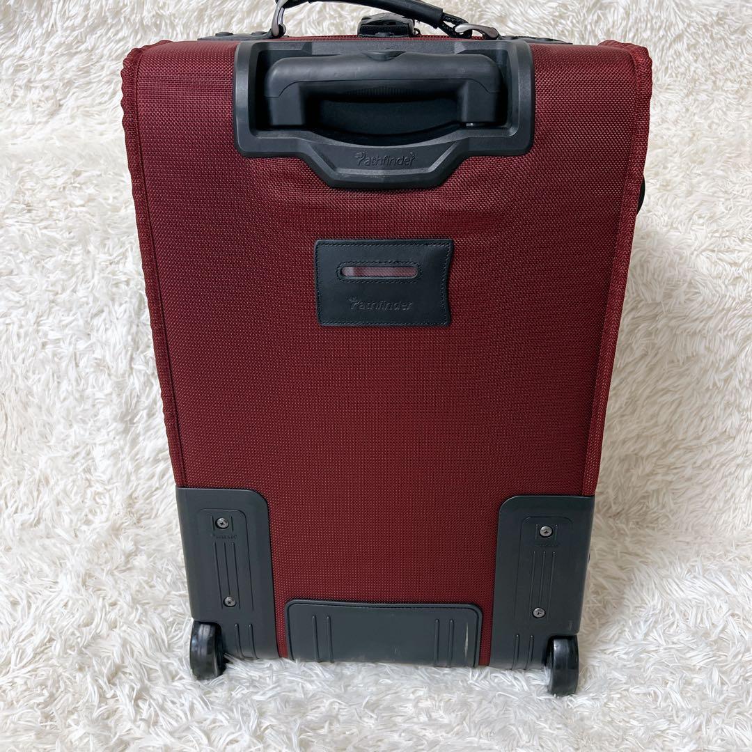 美品✨Pathfinder キャリーケース トランクケース トラベルバッグ 赤