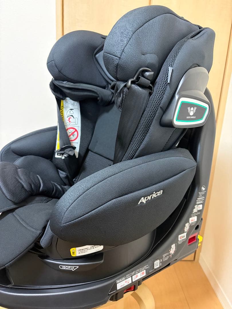 フラディアグロウ ISOFIX セーフティープラス ロイヤル AB ロイヤルブラ