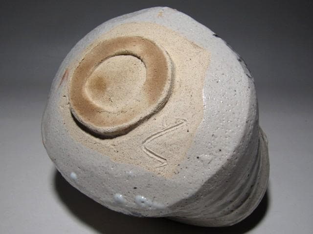 若尾利貞 志野茶碗　風合い美しい仕上がりの逸品　　　　　　　m126