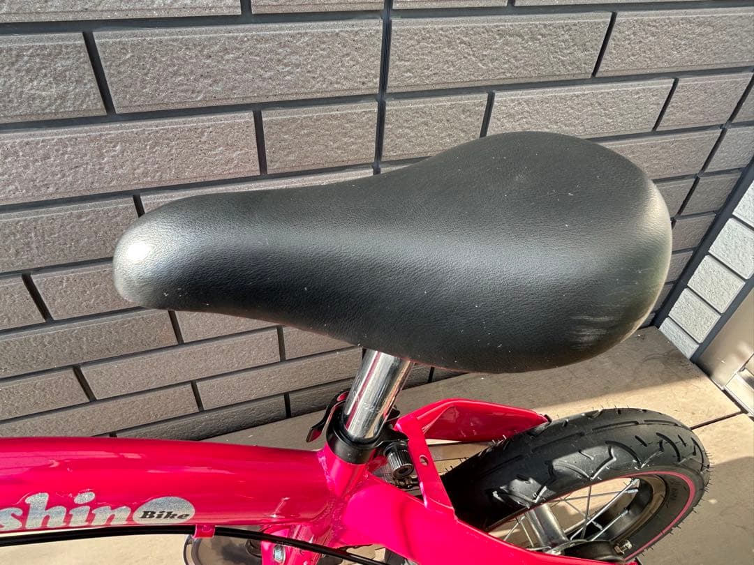 へんしんバイク　12インチ　ピンク　カラーコーン付き