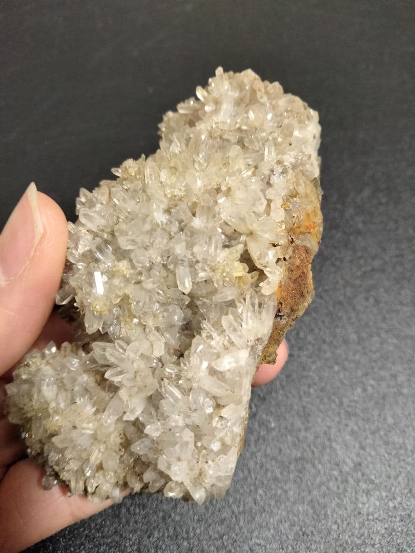 埼玉県秩父市中津川 秩父鉱山 橋掛沢　水晶クラスター　虹入り水晶　国産水晶