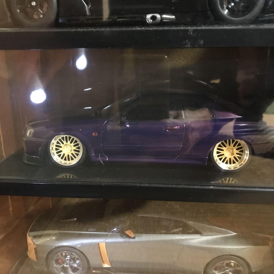 ミニカー 1/18 GTR34