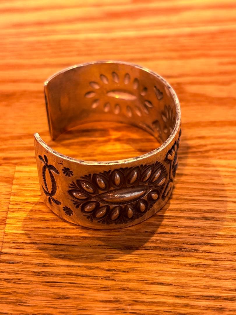 D.cadmn/ドノバンキャドマン/ナバホ族/シルバーオープンバングル