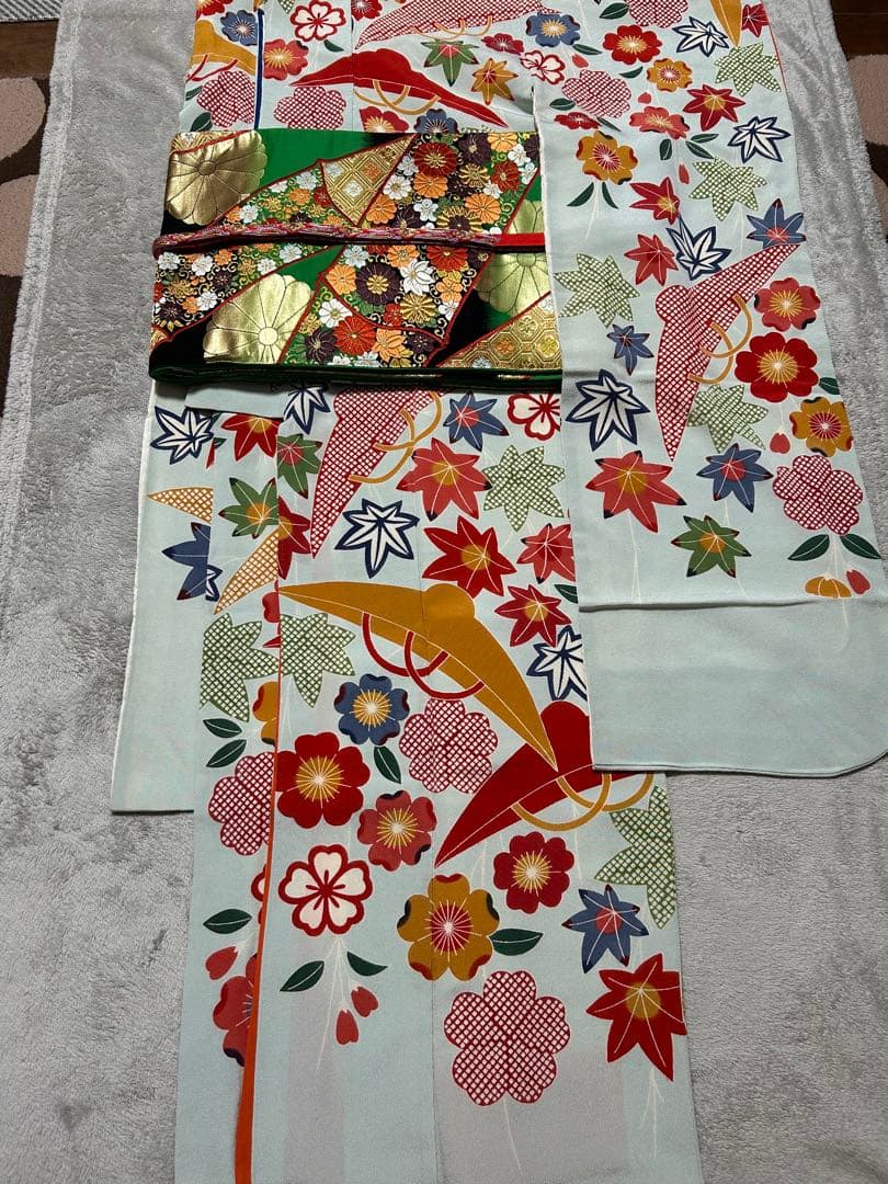 振袖と長襦袢のセット　栗山吉三郎　落款あり　京紅型　桜楓市女笠 　水色　小柄な方