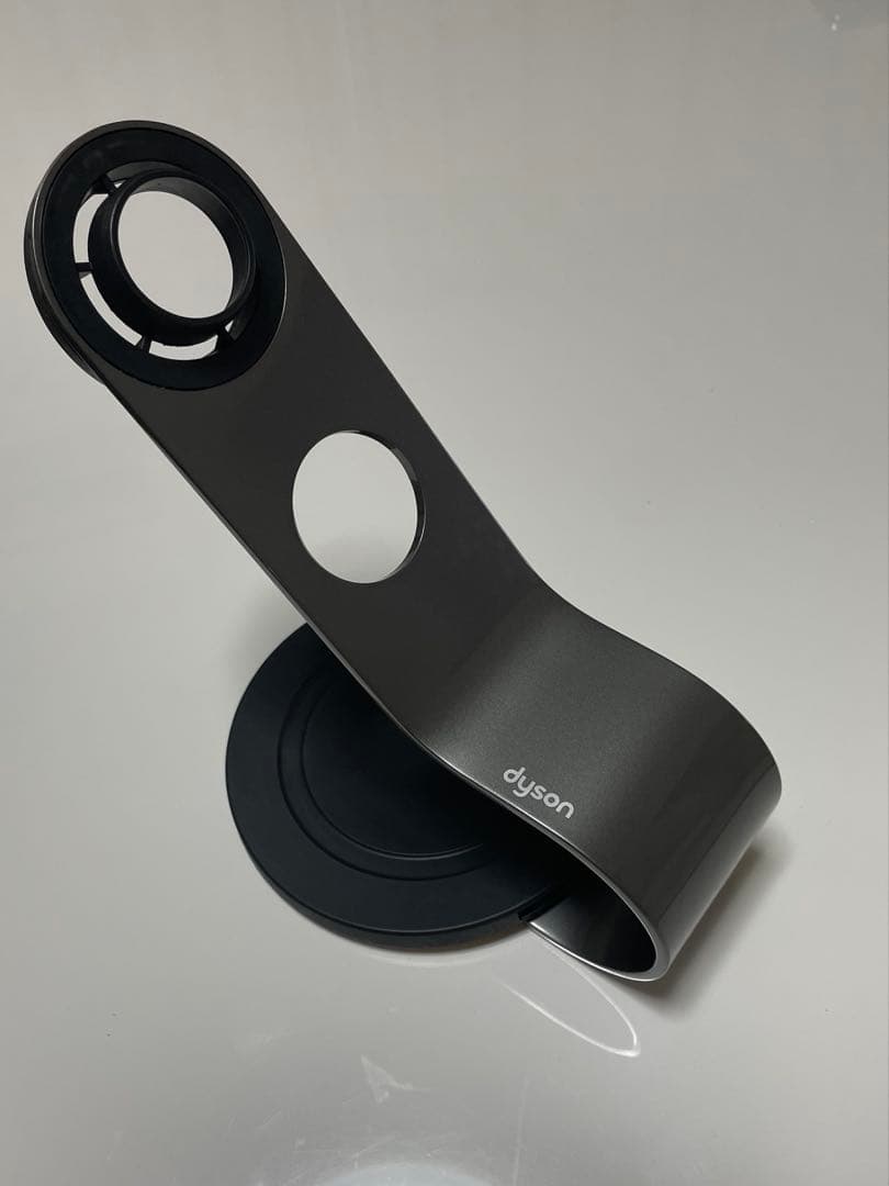 【momさん用】【美品 スタンド付 】Dyson Supersonic ドライヤ