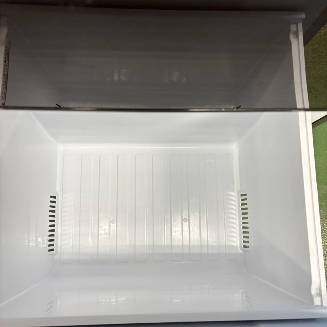 524 三菱　大人気モデル　大型冷蔵庫　300L強　自動製氷　右開き　ブラウン