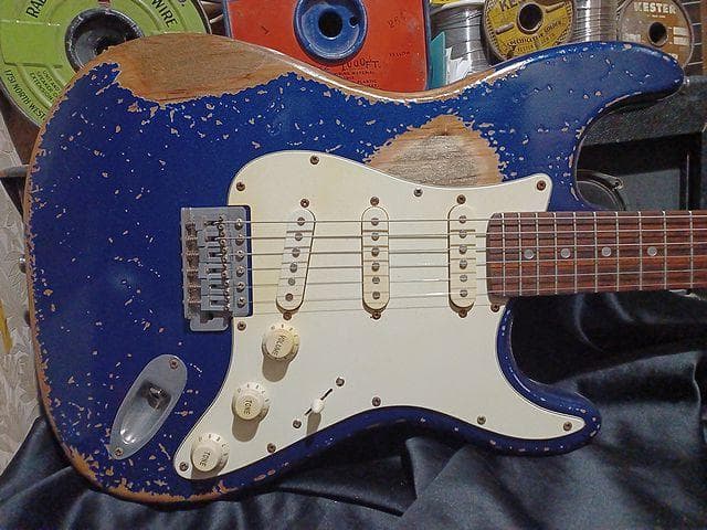 ★Custom Relic JewelBlue Stratocaster ★