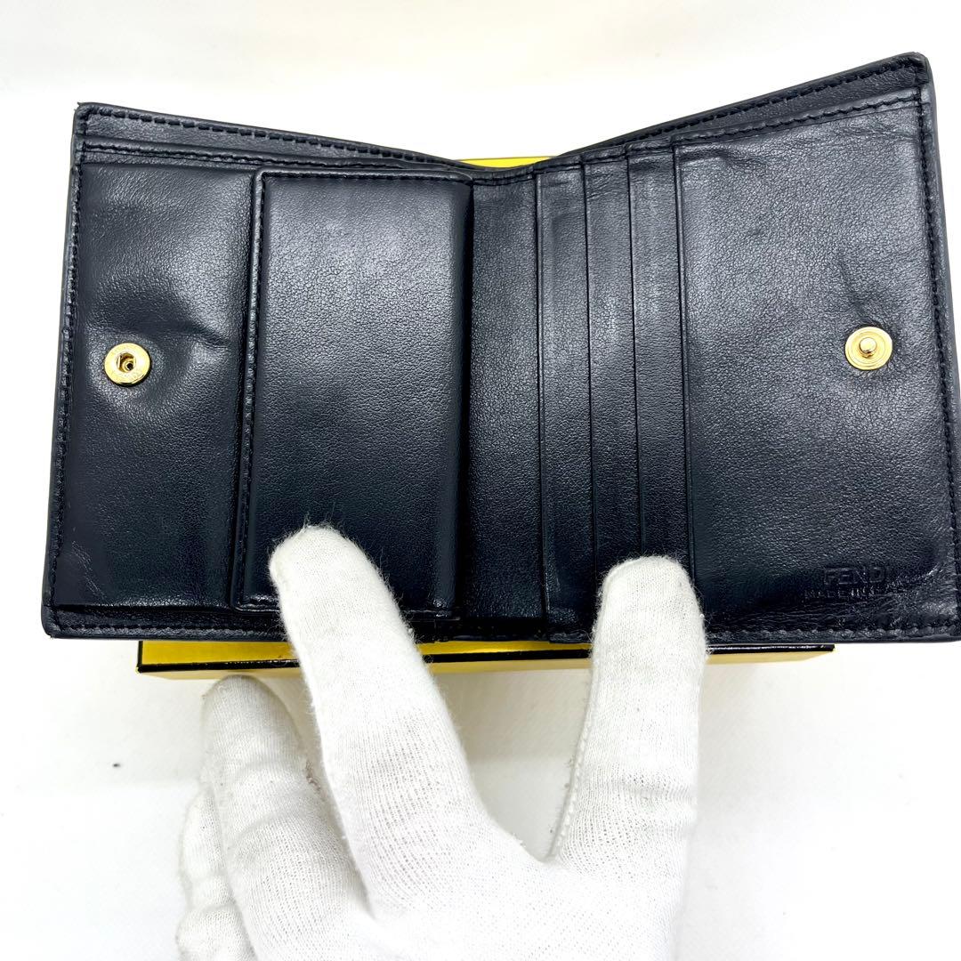 箱・保存袋付き/美品/現行✨フェンディ エフイズ ロゴ 二つ折り 財布 ブラック