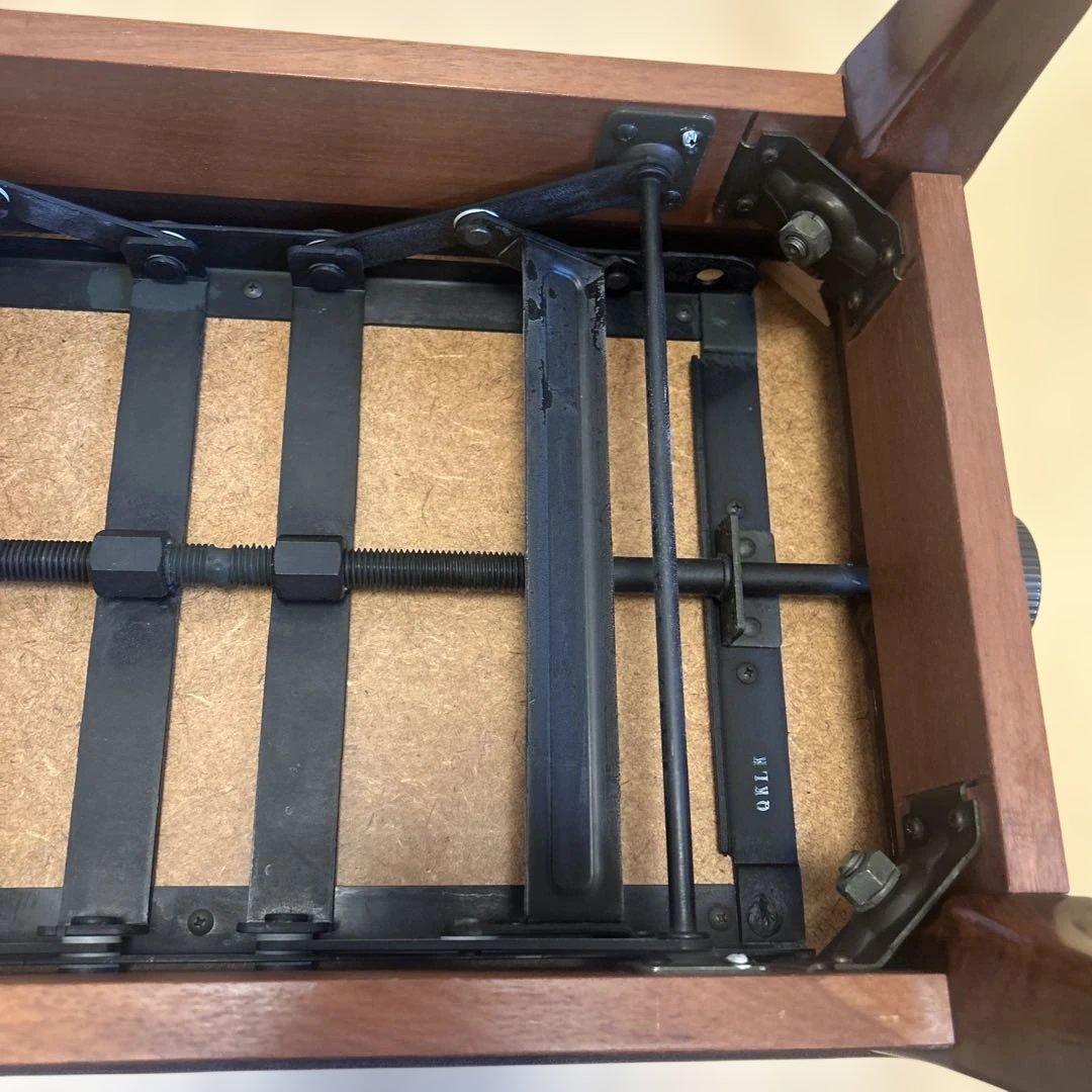 【極美品】YAMAHA ピアノ付属椅子　木目　猫脚　マホガニー