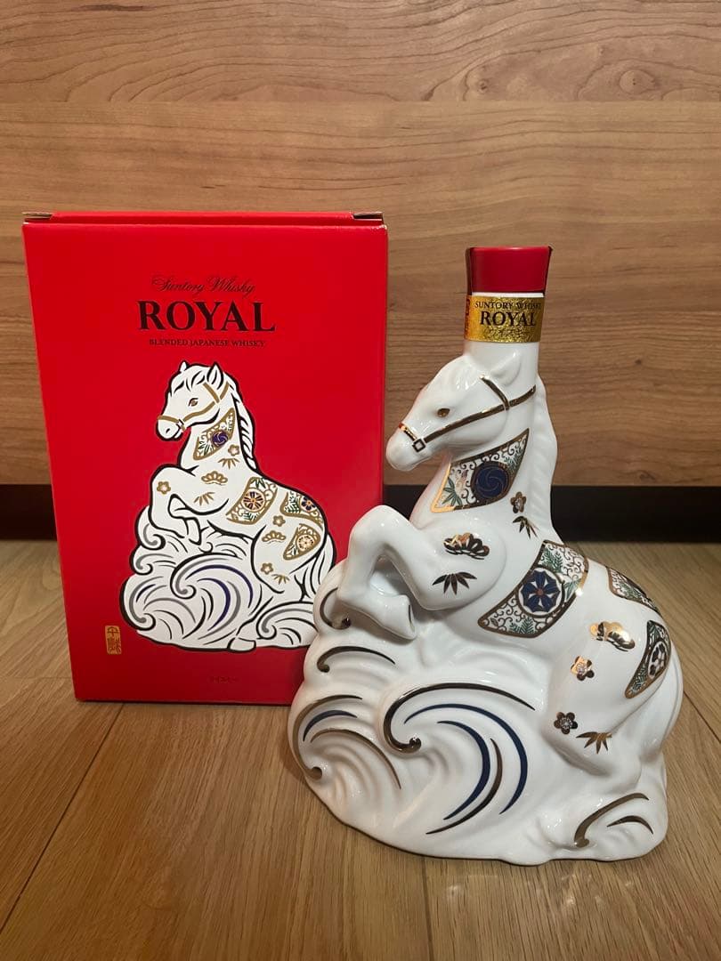 新品未開封　サントリーウイスキーローヤル 午歳ボトル
