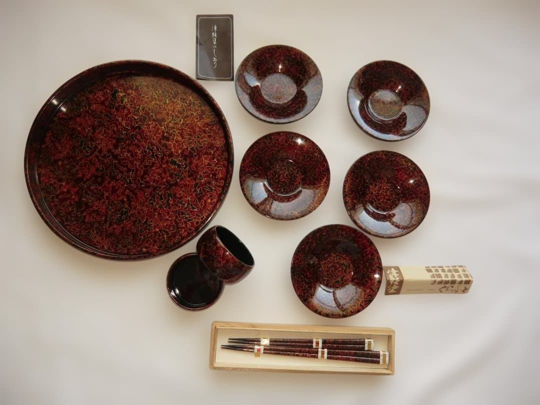 津軽塗４点セット 　盆、茶托、銚子袴、夫婦箸