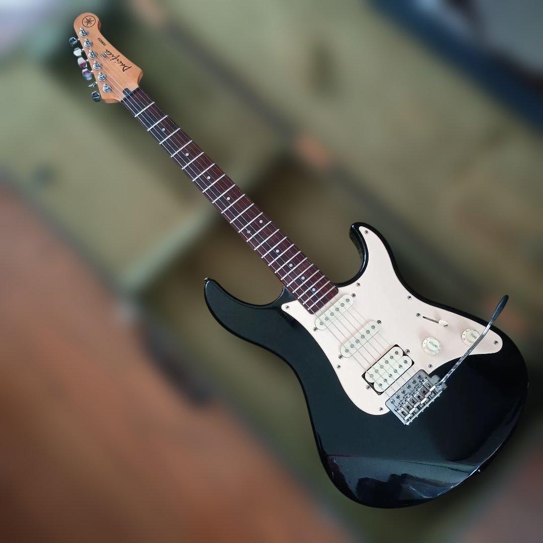 ギター YAMAHA Pacifica 112