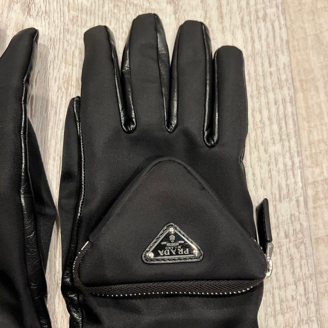 PRADA ブラック手袋
