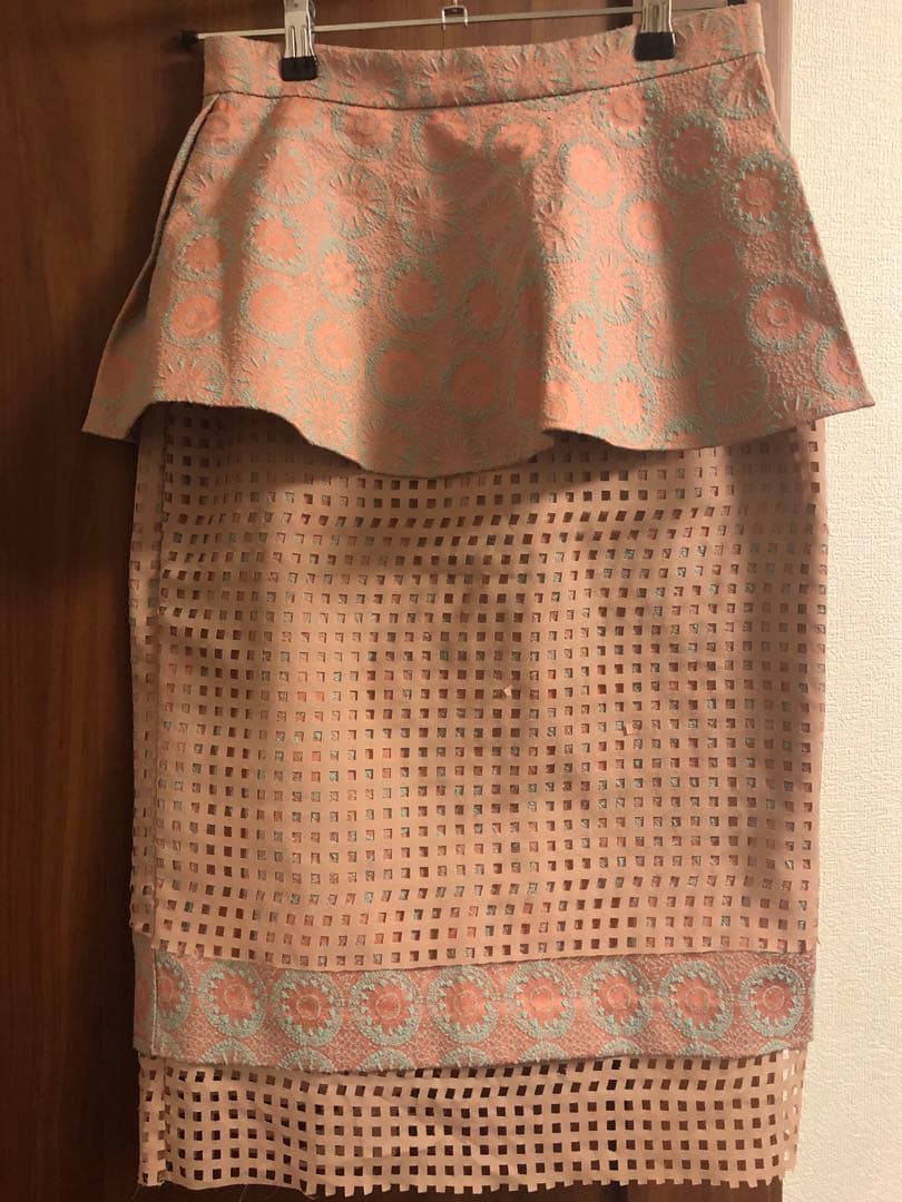 ペネロペヨハンソン　スカート（未使用）