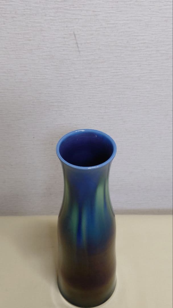 九谷　徳田八十吉　赤銘　花入　共箱