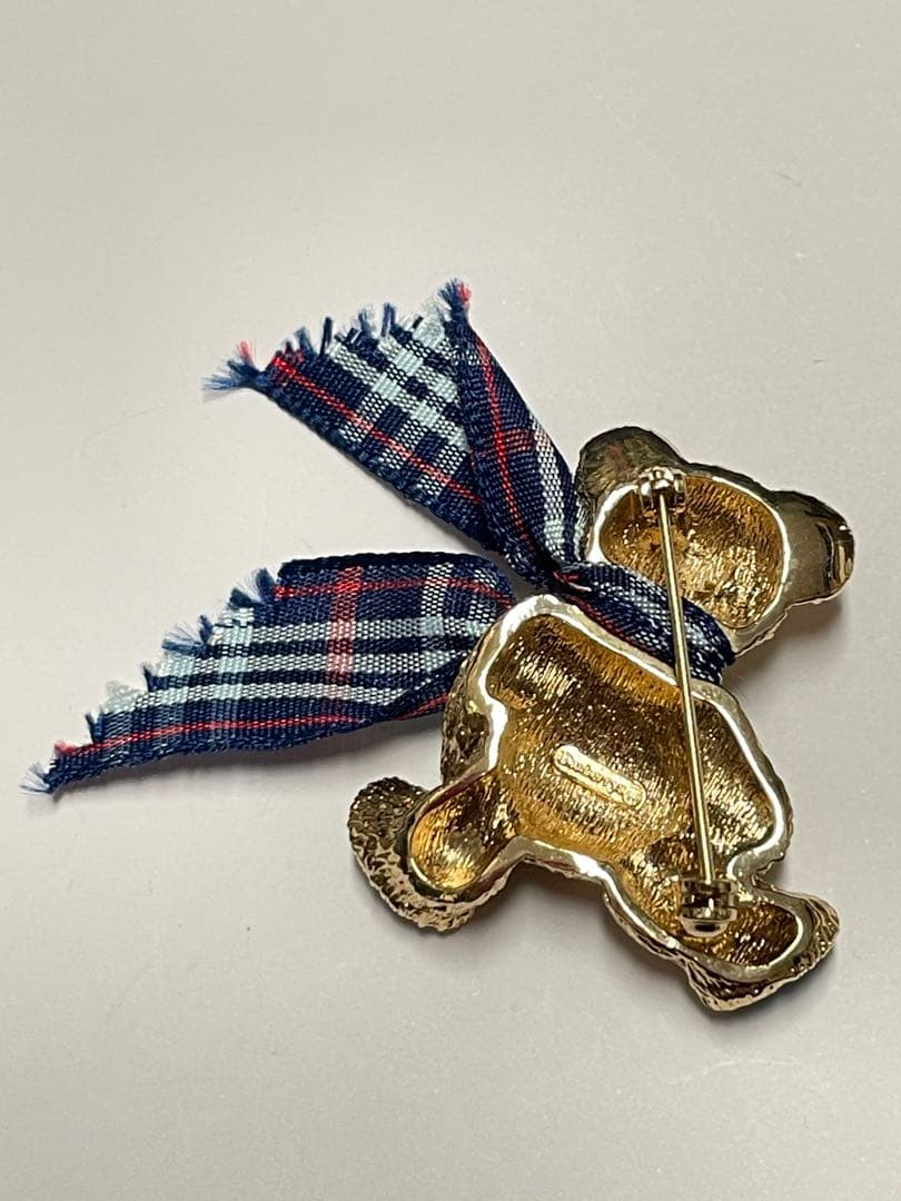 【美品】Burberryバーバリー ベア　ブローチ　匿名配送❤︎