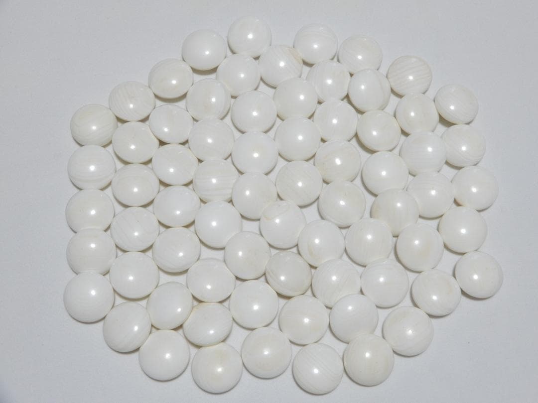 囲碁　本蛤 那智黒碁石　34号　+　特大木製碁笥　使用少美品