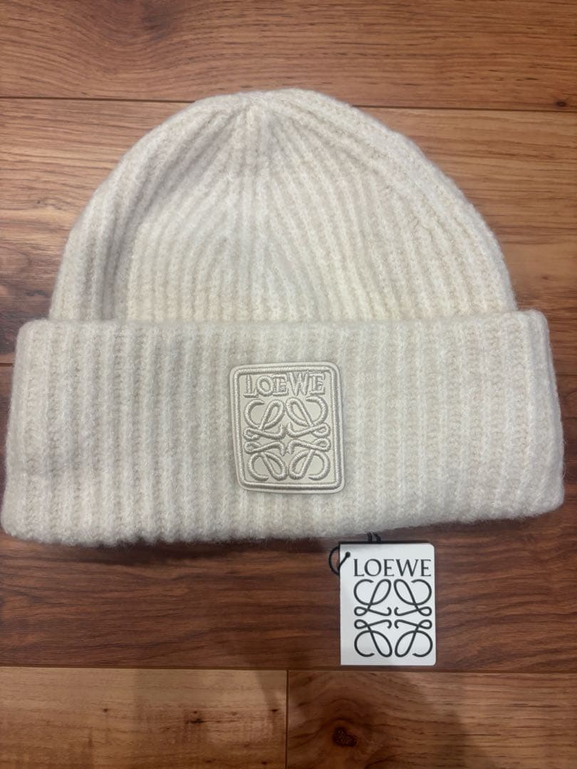 【新品・未使用】LOEWEニット帽/ロエベ