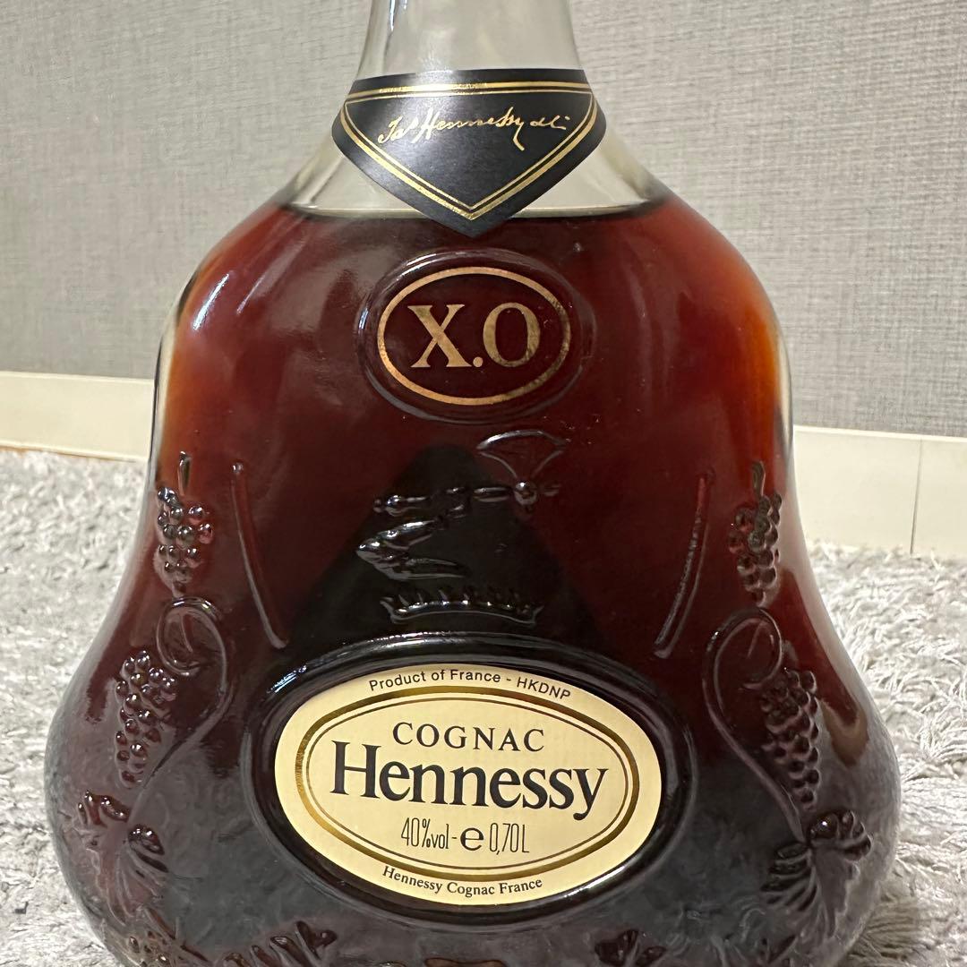 Hennessy XO コニャック 金キャップ箱入り 700ml クリアボトル