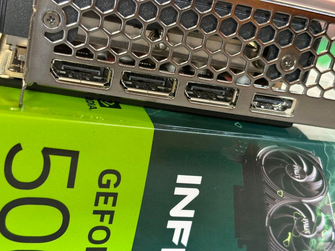 グラフィックボード・グラボ・ビデオカード PALIT GeForce RTX 5060 Ti 16GB
