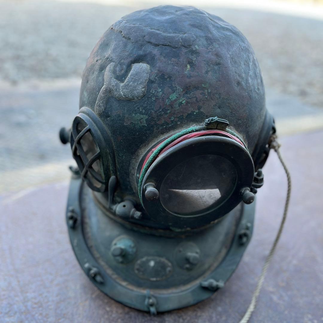 【希少】東亜潜水機株式会社　ヘルメット式潜水　アンティークの潜水ヘルメット真鍮②