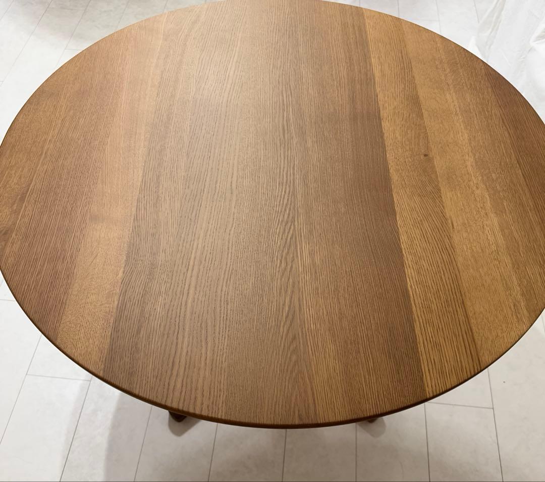 カリモク　円形ダイニングテーブル ウォールナット