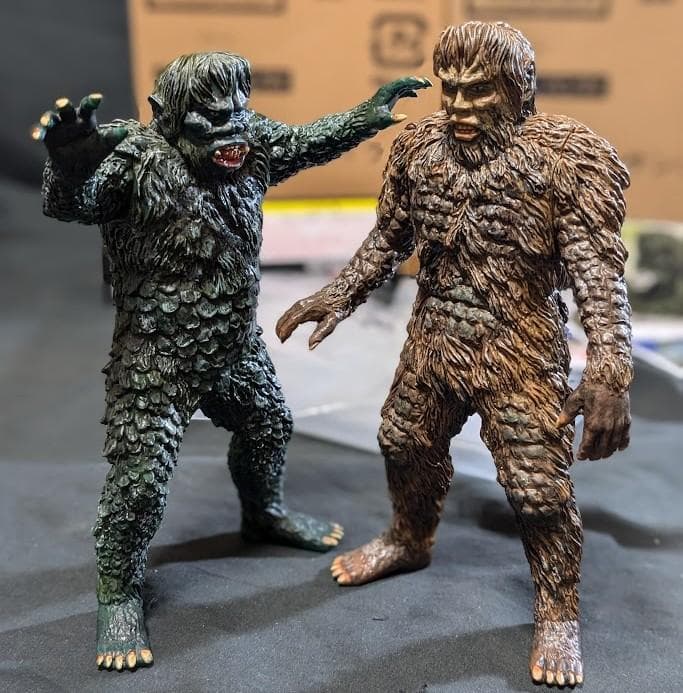 サンダ＆ガイラ怪獣番外地（バンダイプレミアム）ソフビフィギュア２体セット