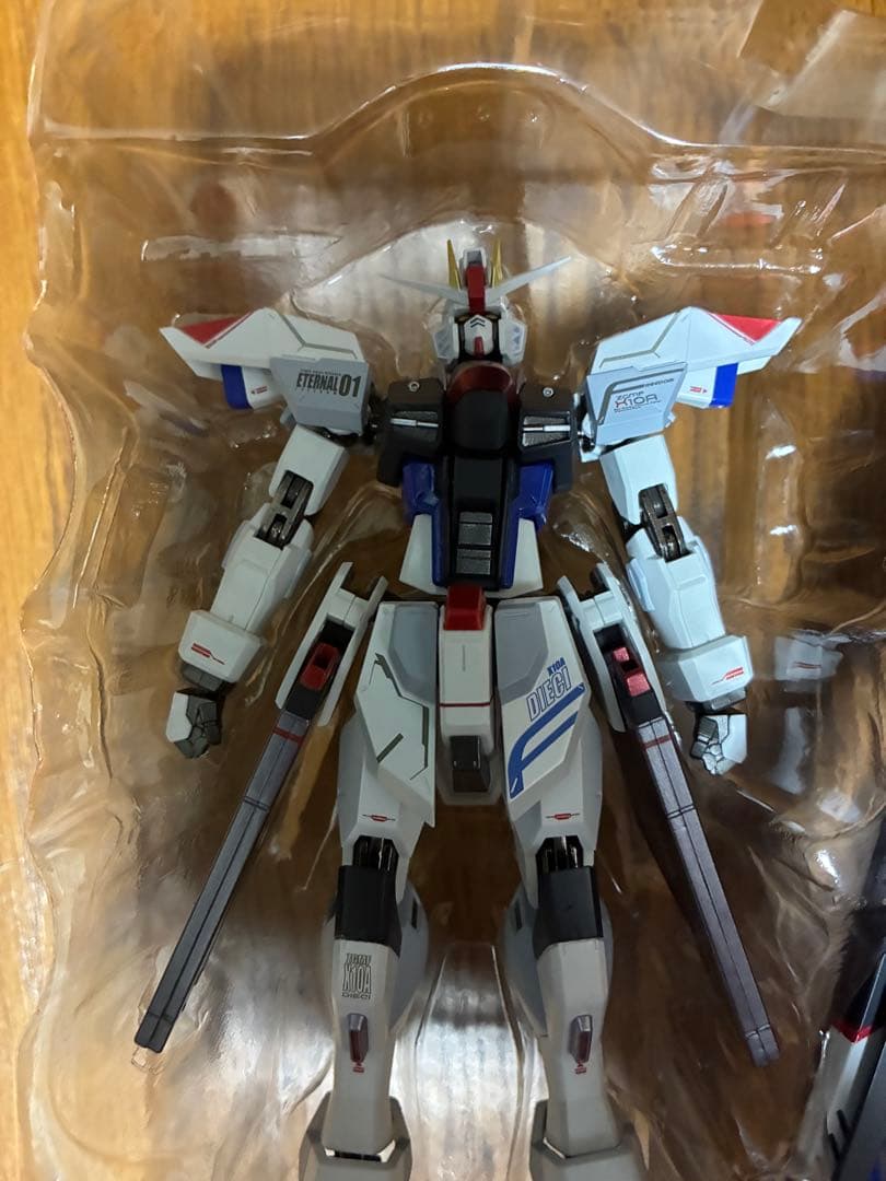 l robot魂 フリーダムガンダム