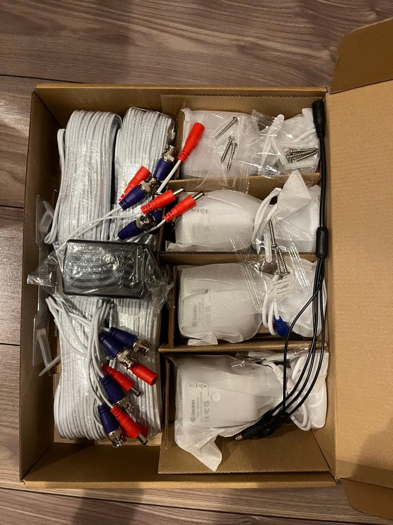 【❤︎ まゆちゃん❤︎】 Swann 防犯カメラ4台 DVRセット 開封のみ