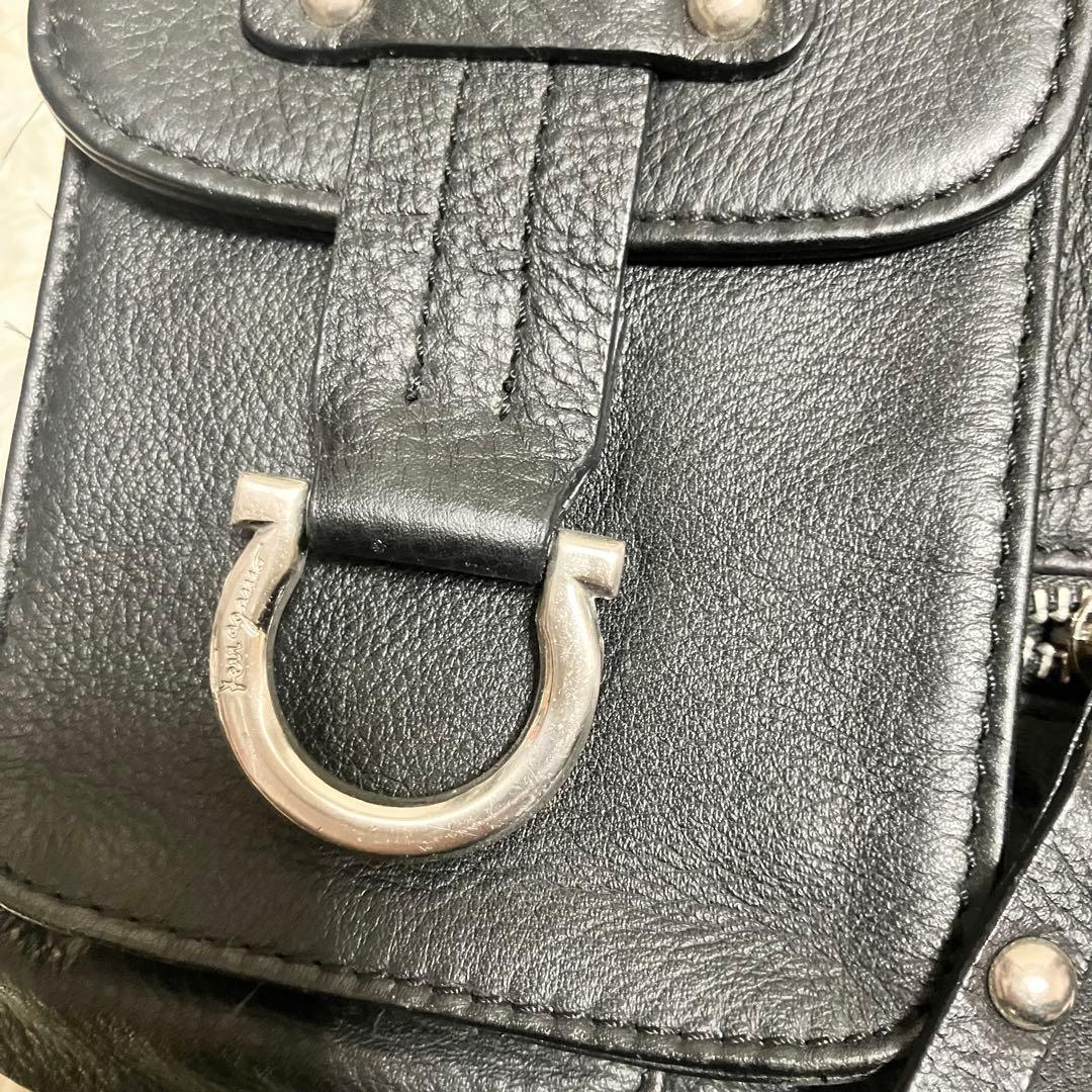 Salvatore Ferragamo ワンショルダー バッグ ガンチーニ