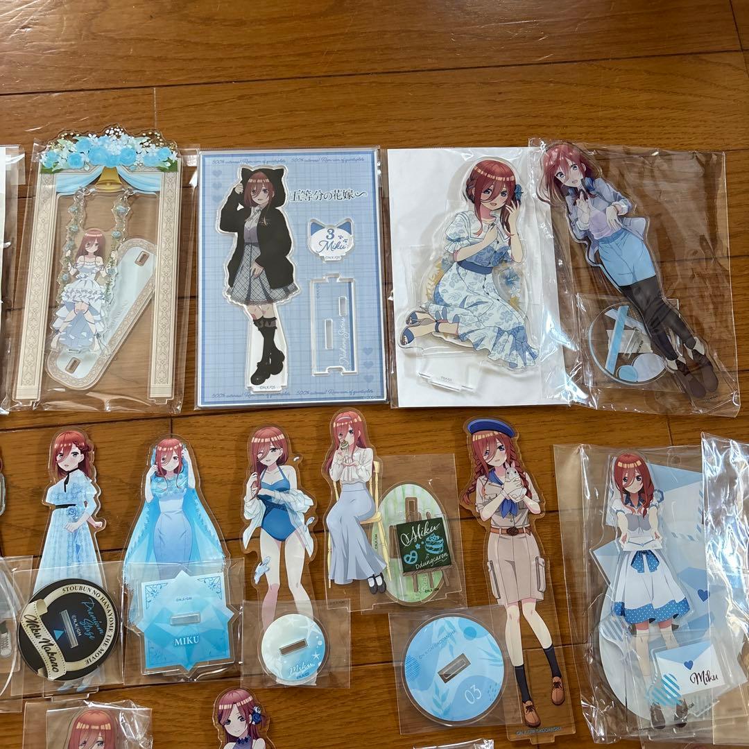 五等分の花嫁 中野三玖 アクリルスタンド