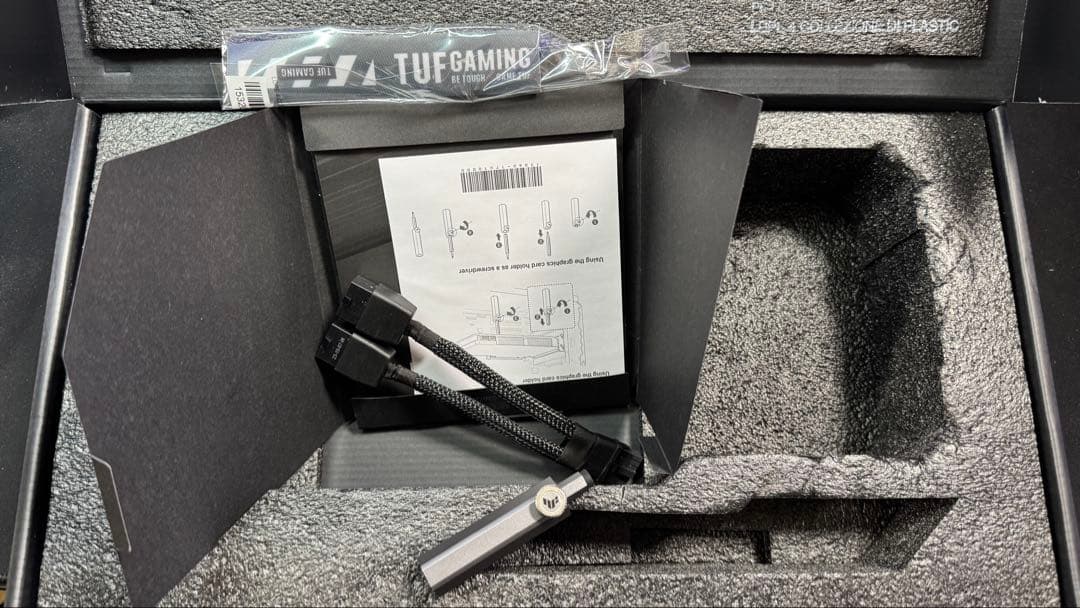 グラフィックボード・グラボ・ビデオカード ASUS TUF GEFORCE RTX 4070 SUPER OC 12GB