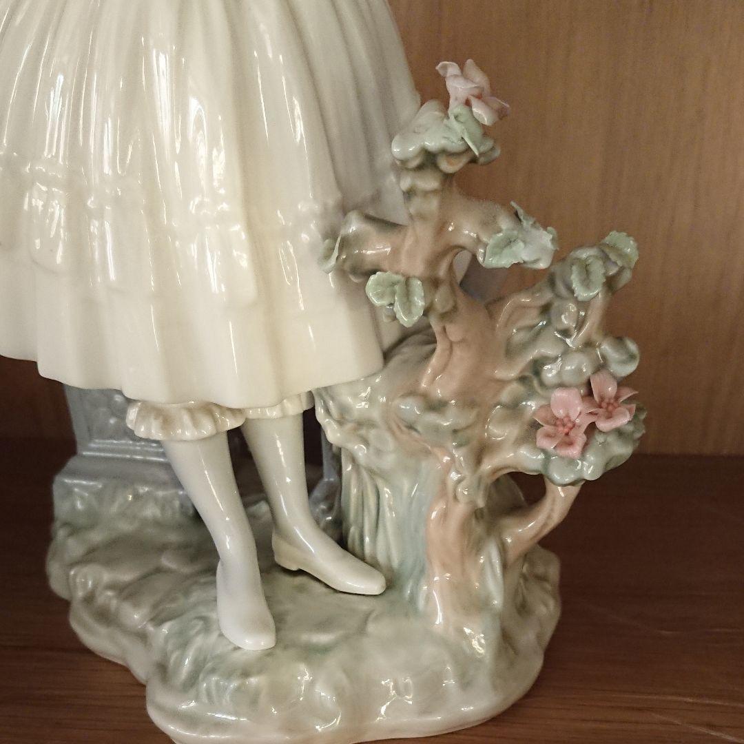 リヤドロ 大型 少女 高さ 花　引き取り　本物　置物　癒やし　引き取り