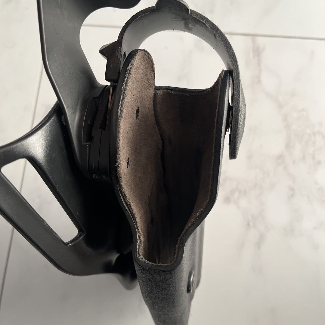 Safariland製【実物】ホルスター ブラック