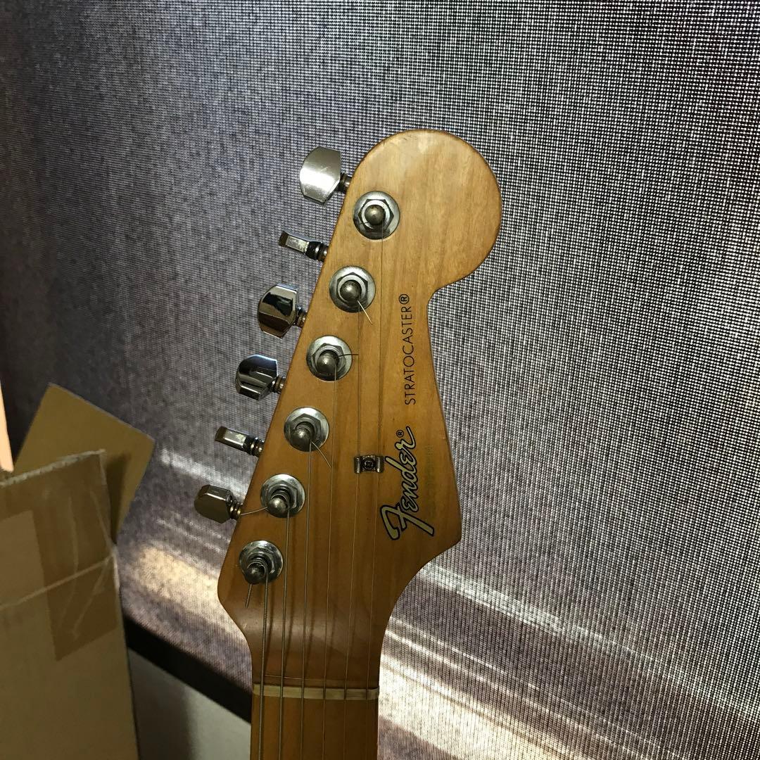 Fender Japan ストラト ST62 Cシリアル リフィニッシュ 中古品