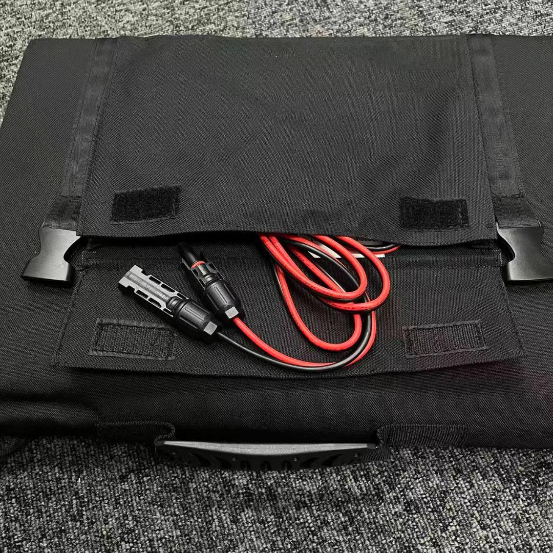 200W 折り畳みソーラーパネル MC4 IP67 防水 格安