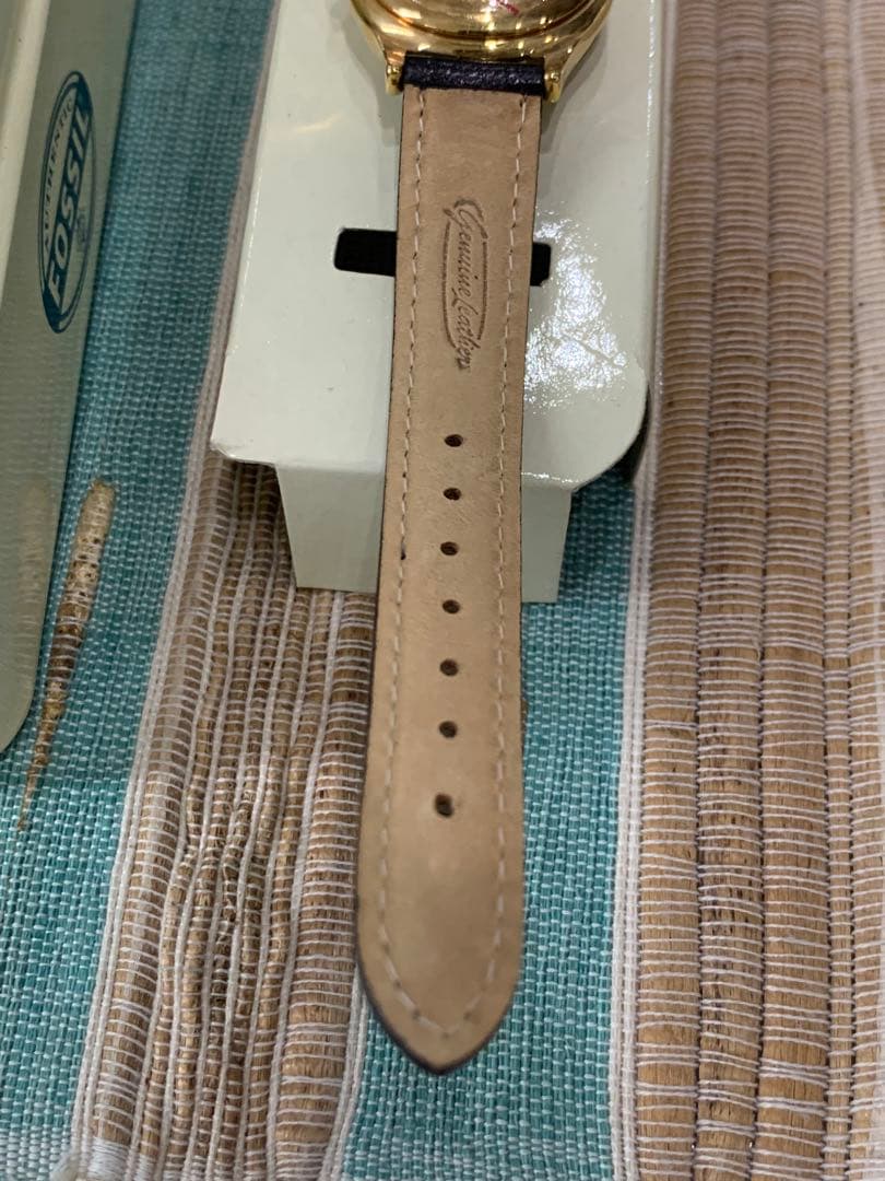 [新品] 限定品　Disney ミッキー&ミニーマウス　FOSSIL 腕時計