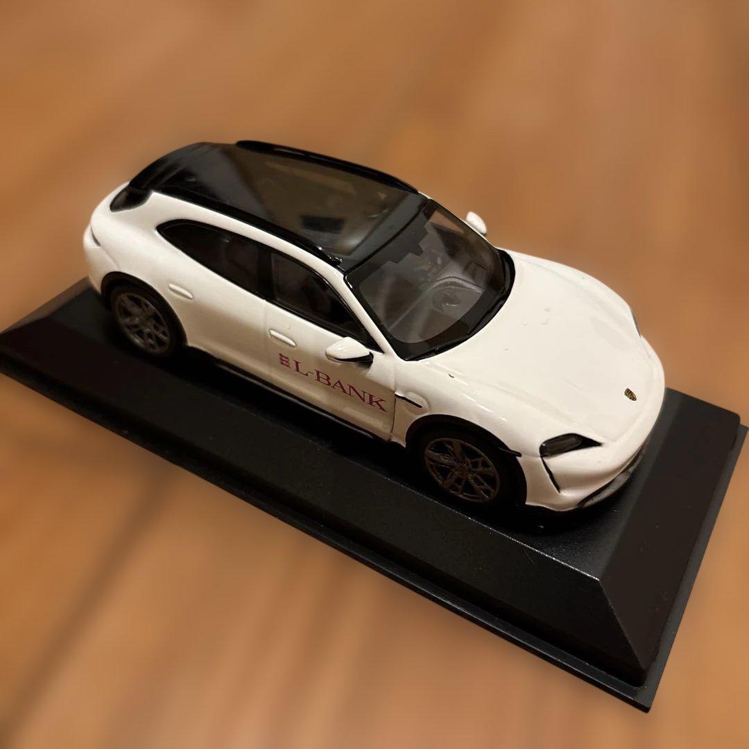 【世界800台限定・非売品】ポルシェ タイカン L-BANK特注 1/43