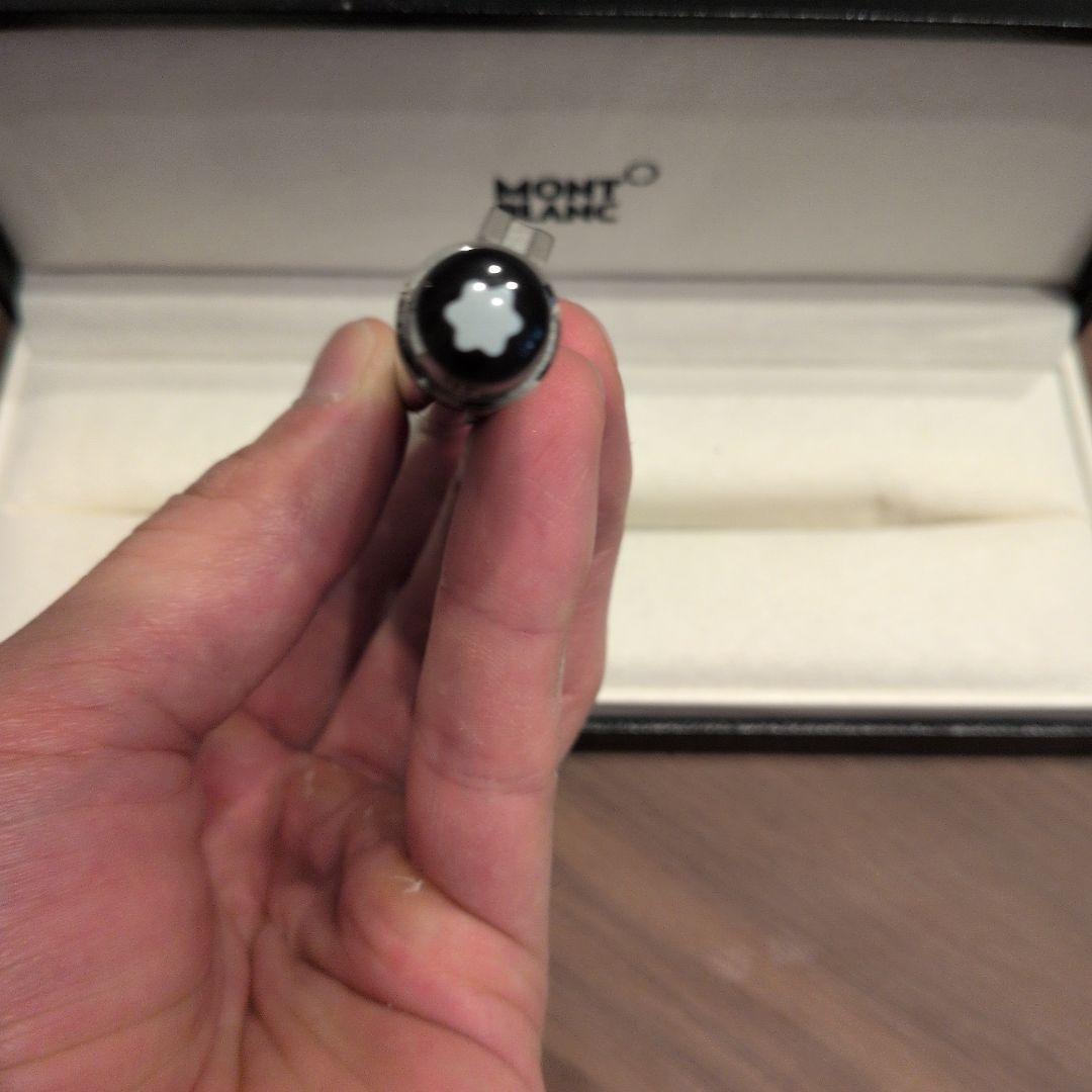 MONT BLANC 黒 メタルボールペン 本体　モンブラン