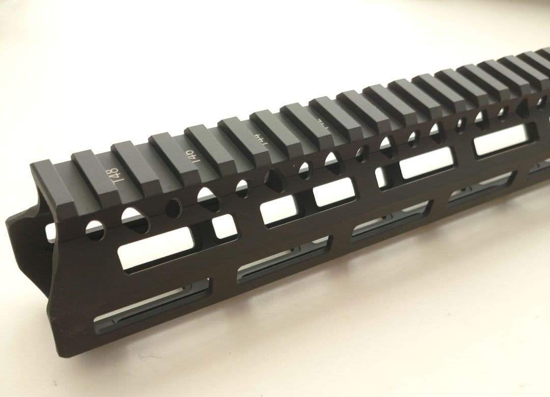 実物 BCM MCMR-15 ハンドガード 15インチ