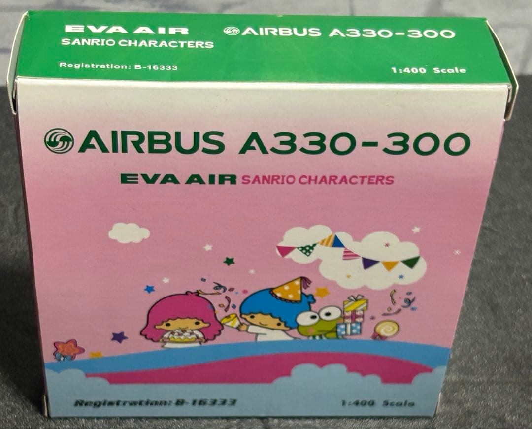 EVA AIR エバー航空 A330-300 ハローキティサンリオ