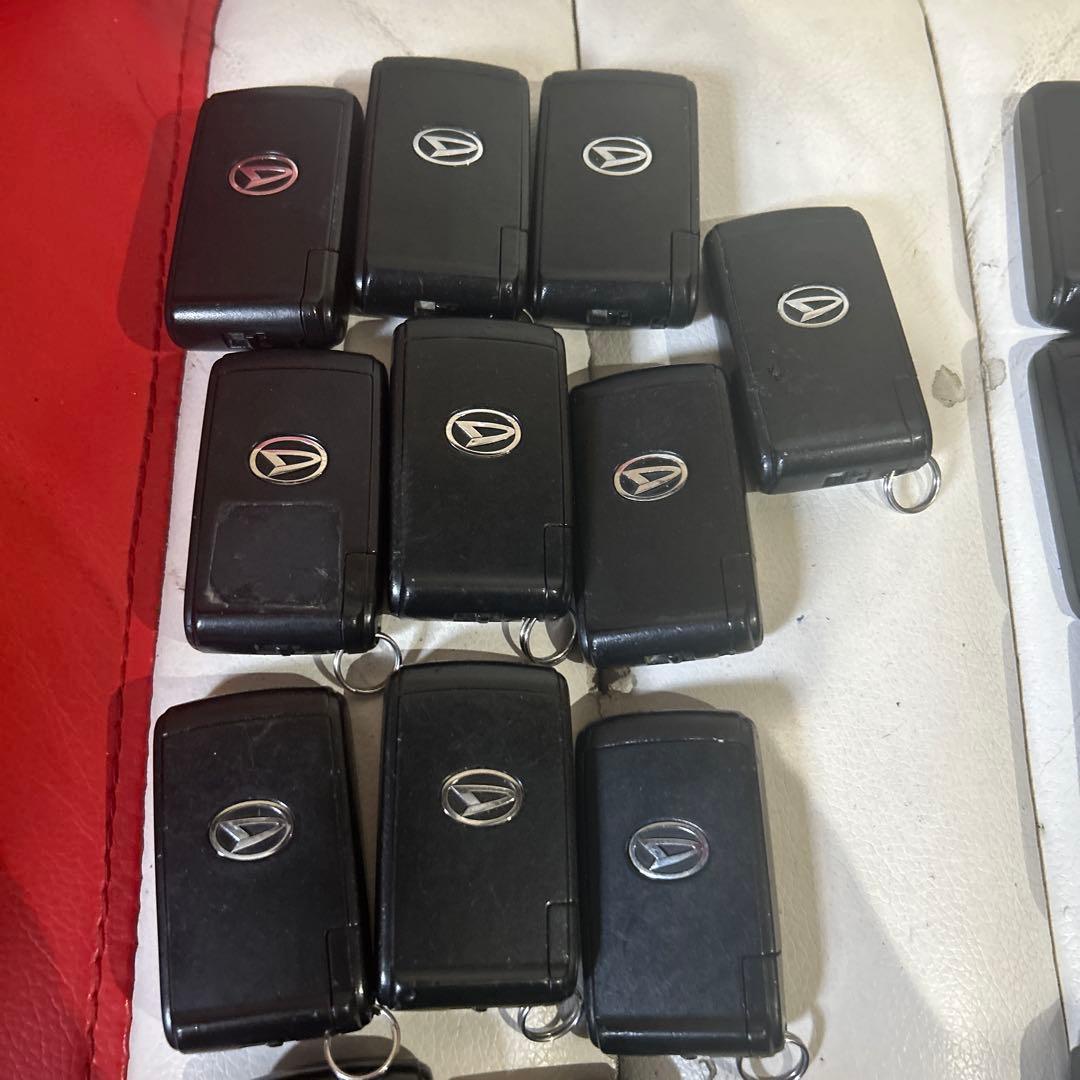 ダイハツ　スマートキー　28個 まとめ