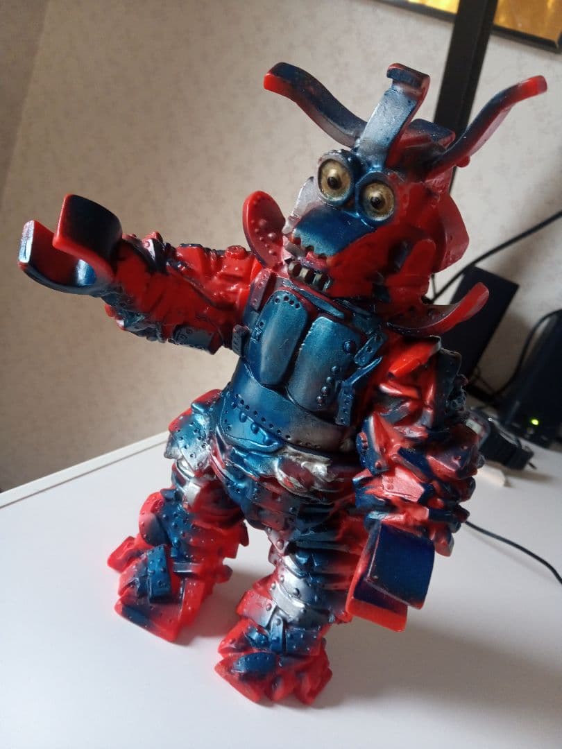 ガルバン　磁石怪獣　キャプテンウルトラ