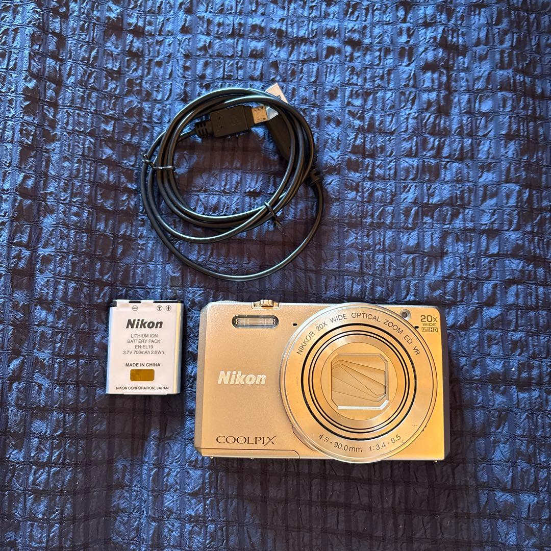 Nikon COOLPIX S7000 Gold 7* パクトデジタルカメラ