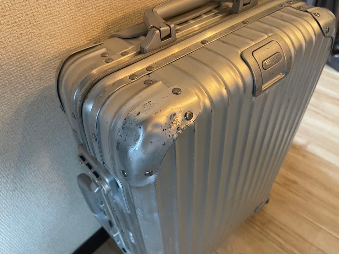 RIMOWA リモワ TOPAS トパーズ 32L 4輪 機内持ち込み