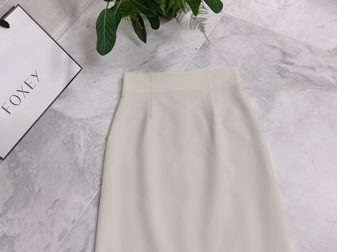 美品★NOBLE ノーブル ジャージーライクカラータイトスカート８