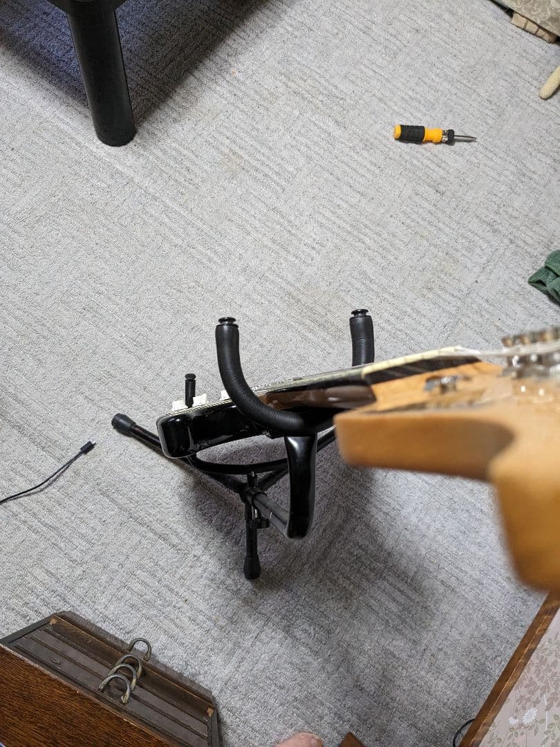 バッカス　ストラトキャスター　エレキギター　サンバースト　美品