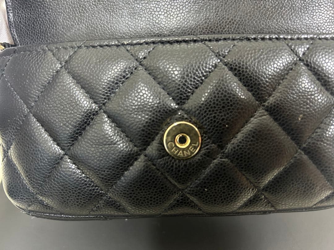 CHANEL ショルダー　チェーンウォレット　キャビアスキン