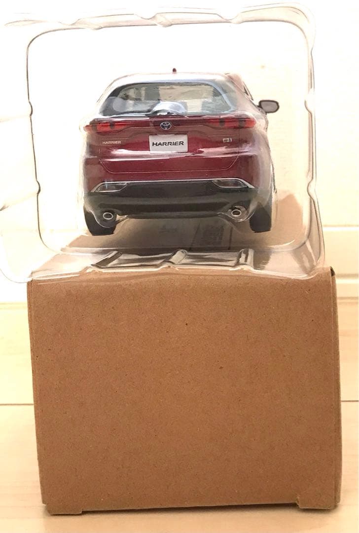 ミニカー　色見本　ハリアー