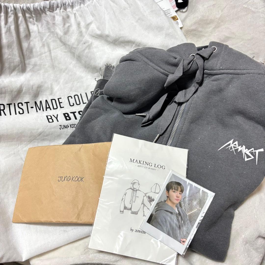 【即日発送】JUNGKOOK ARMYST ZIP-UP HOODIE XL